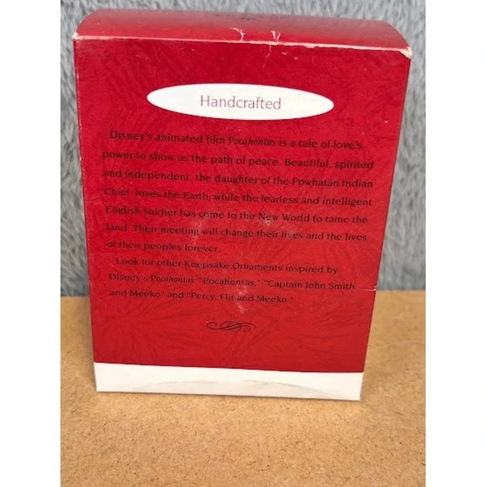 Hallmark Keepsake Ornament Disney Pocahontas and Captain‎ John Smith 1995 Boxed